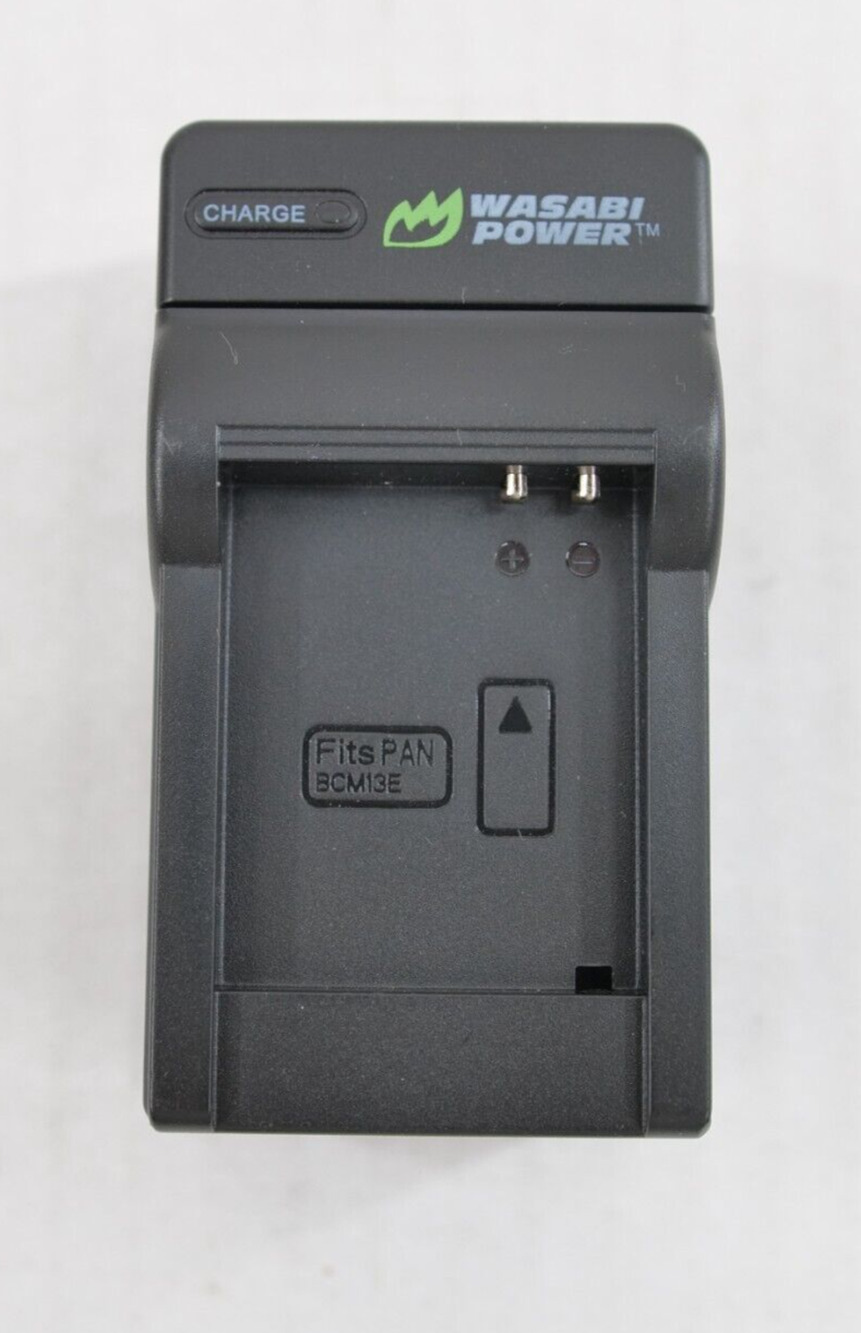 Battery Charger For GoPro Digital Cameras. LCH-BCM13